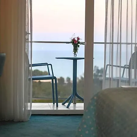 Black Sea View 4*